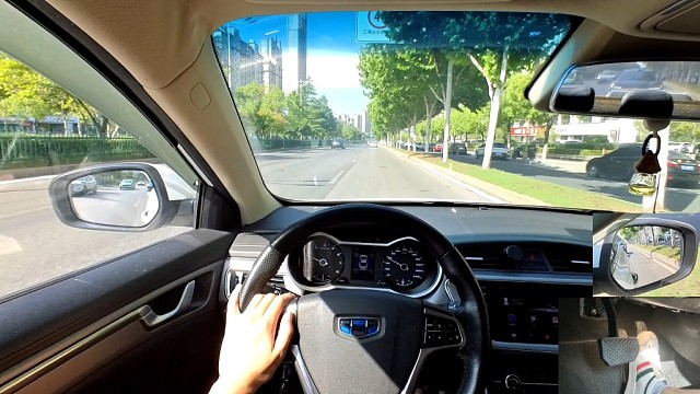 学车，掌握基本操作了，新手就可以开始学习解析路况，开车更轻松