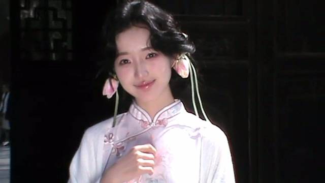 玲珑骰子安红豆，入骨相思知不知