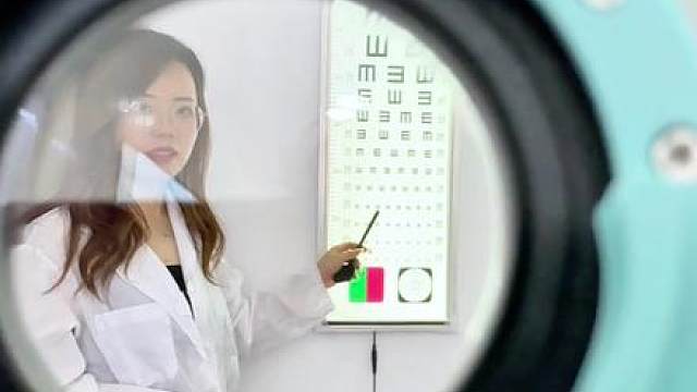 模拟眼镜店柜姐，给你验光配镜，独特视角超好睡的一期！