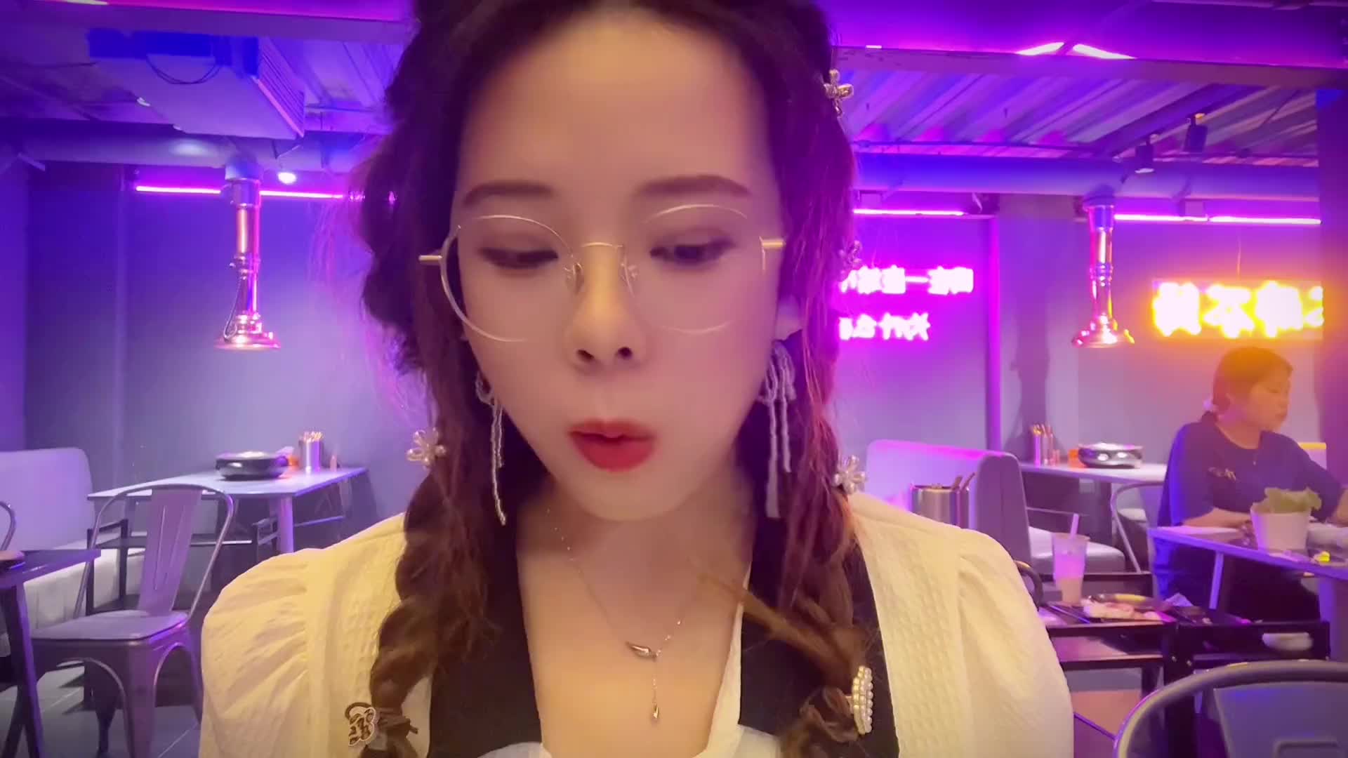 社死探店，解压食音咀嚼音，烤肉滋滋啦啦的声音