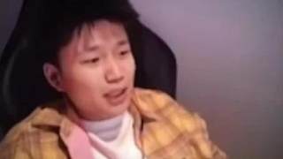 蛋:什么是早8？蘇弟:早上的巴士