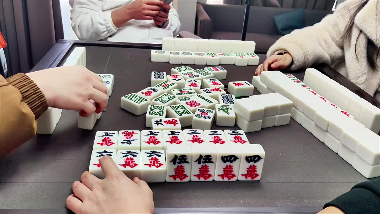 铁脑壳，跑不脱