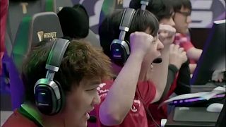 白菜高智商殘局預判對手走位1v3