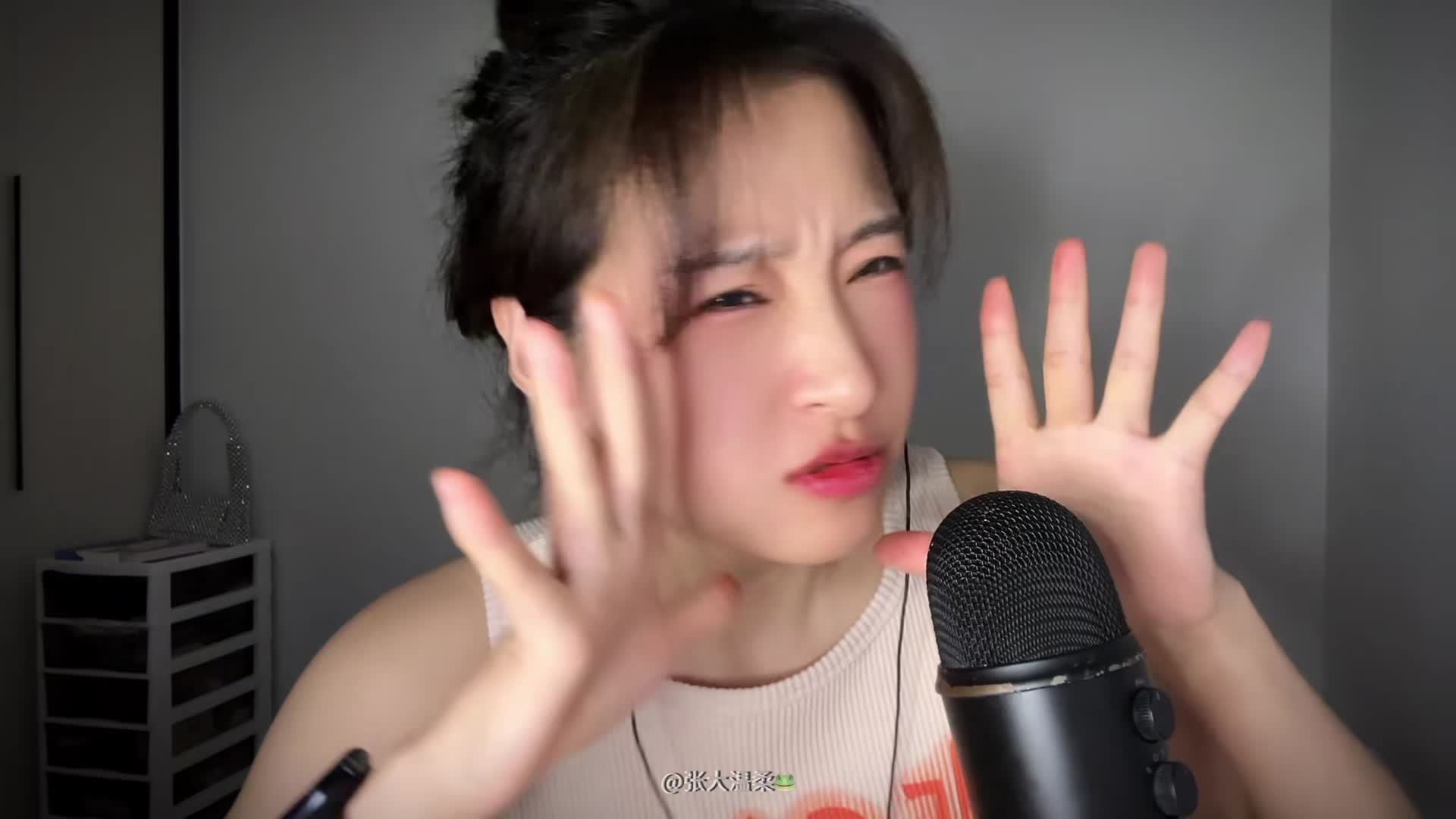 零食咀嚼音助眠铁汁们喜欢吃零食不！！！