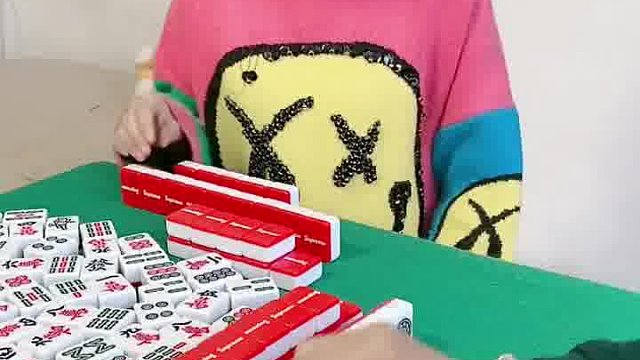 这牌该胡什么呀，脑子有点乱