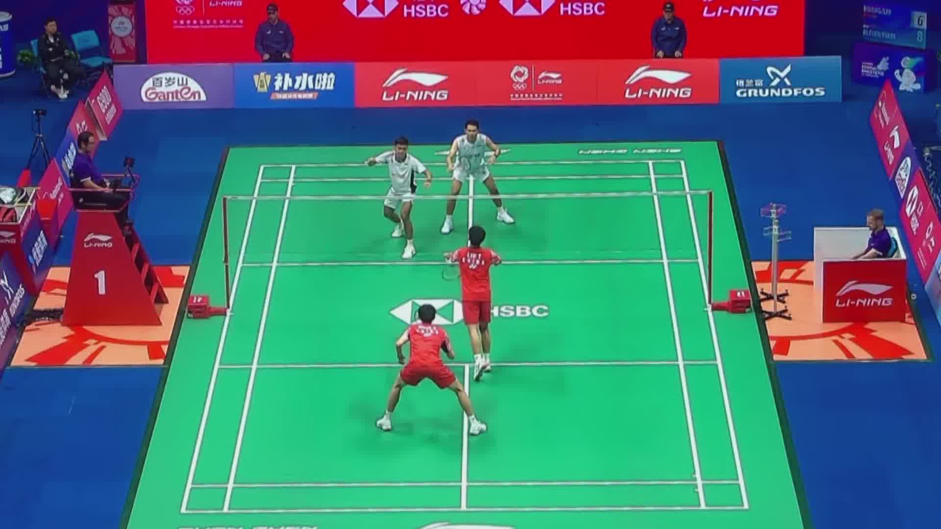 印尼组合节奏变化快，掌握主动权，荻阳以17-21再丢一局