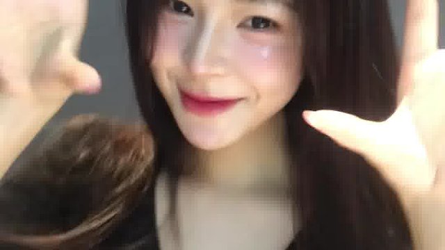 我来保护你…( ̀ ́)