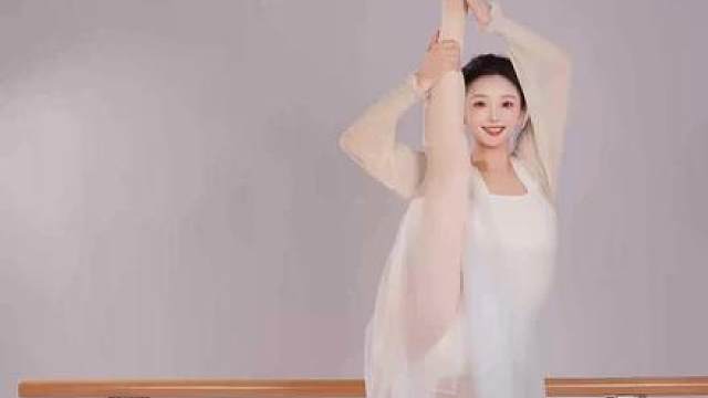 戏子多秋 可怜一处情深旧