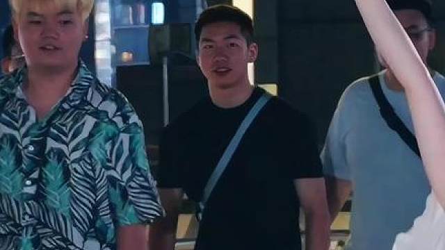 初听不知曲中意，再听已是曲中人