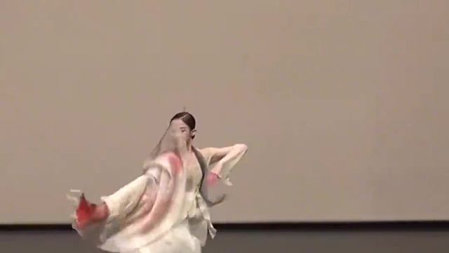 朝鲜舞之所以被称为最难，不在于炫技难，而是呼吸节奏最难掌握”你觉得哪句诗称得上是千古名句”