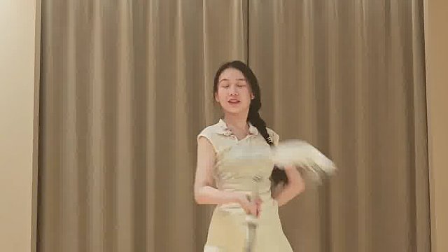 自学剑技第24天 救命，要抡出火星子了