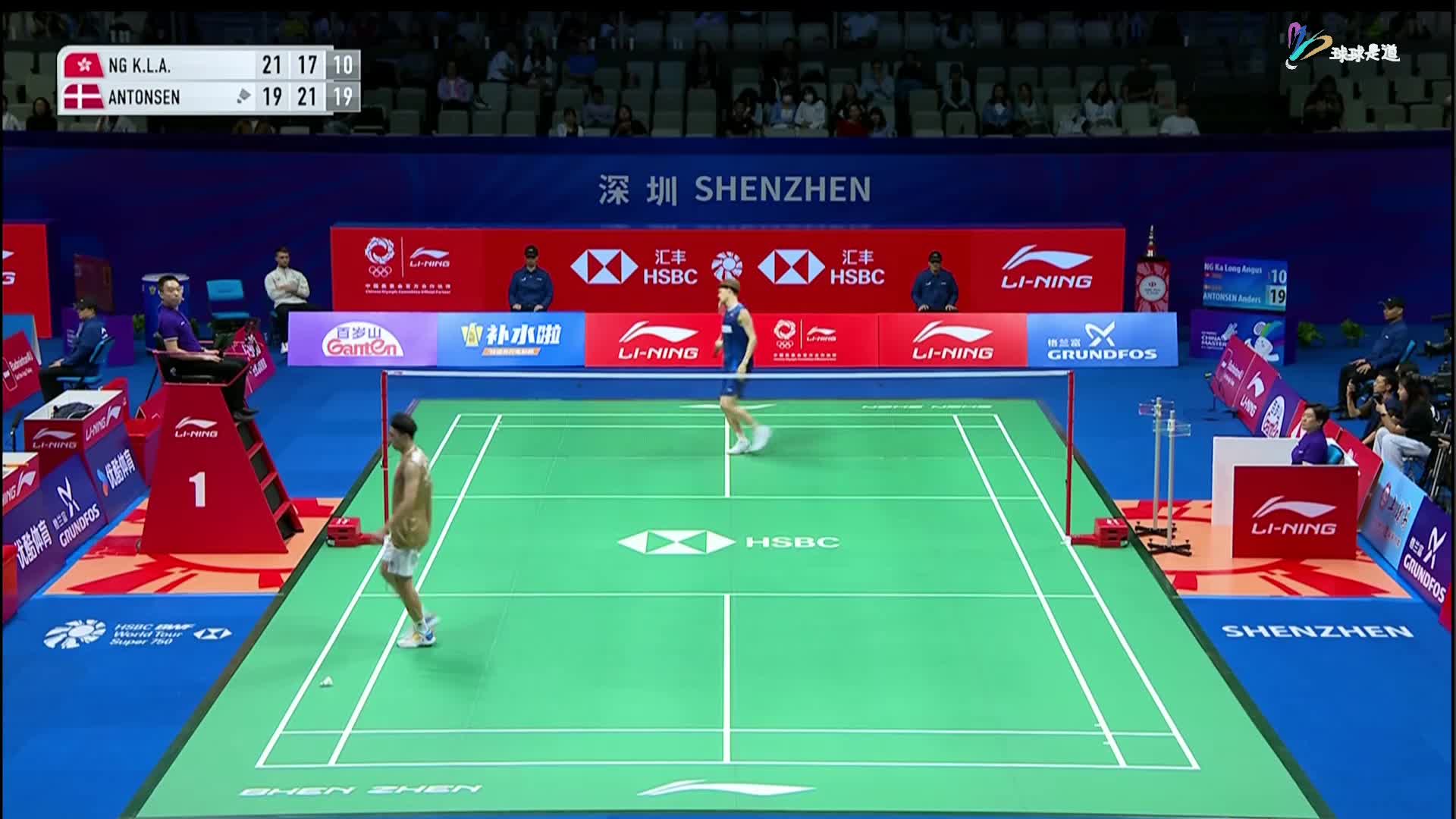 安东森vs伍家朗中国羽毛球大师赛