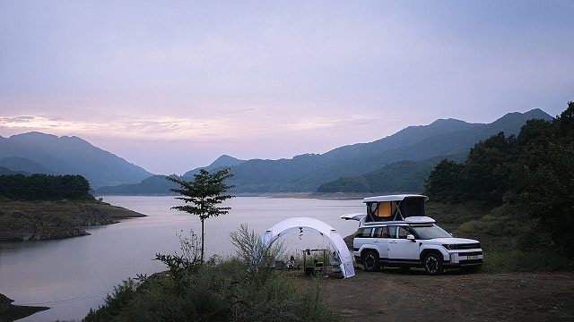 与我的新豪华房车在湖边旅行和露营 | 与我的狗度过雨天