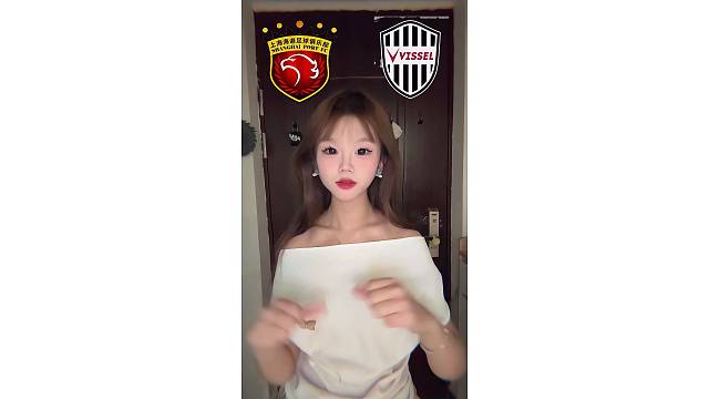 啦啦啦 第一次露相 虎牙yyds