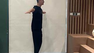 貓貓掃地機(jī)器人出動！