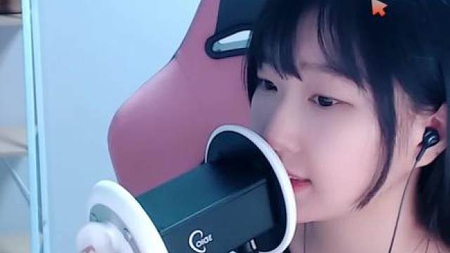 3dio全耳麦，充满孤独，咀嚼声，口音和纸张声音，以及叠加的ASMR2