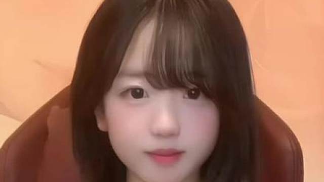 可爱甜妹手势舞