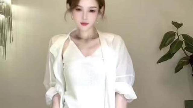 我会牵着你手同进退 佛前立誓不后悔