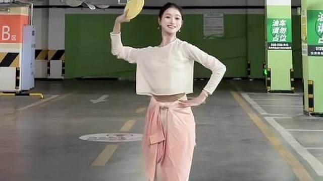 还好没把我家碗盘摔碎，耶