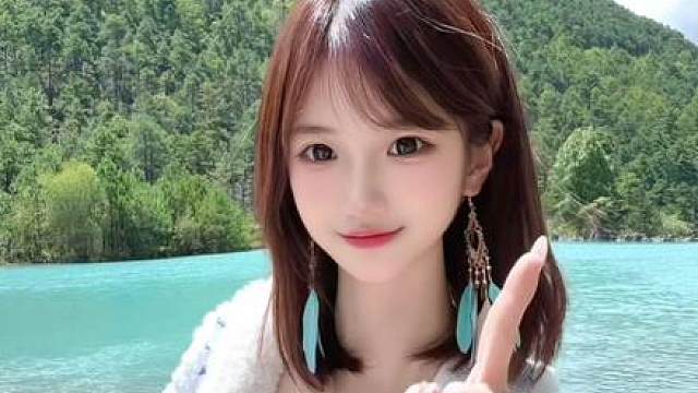 你也偷偷的望着我