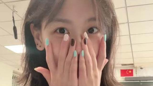 回学校考试校服返场一下