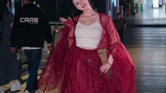 行走江湖的人都是这个点发视频的