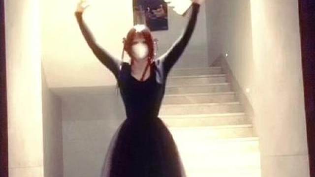 小乔黑天鹅开大！这把扇子甩出去能拿五杀吧？