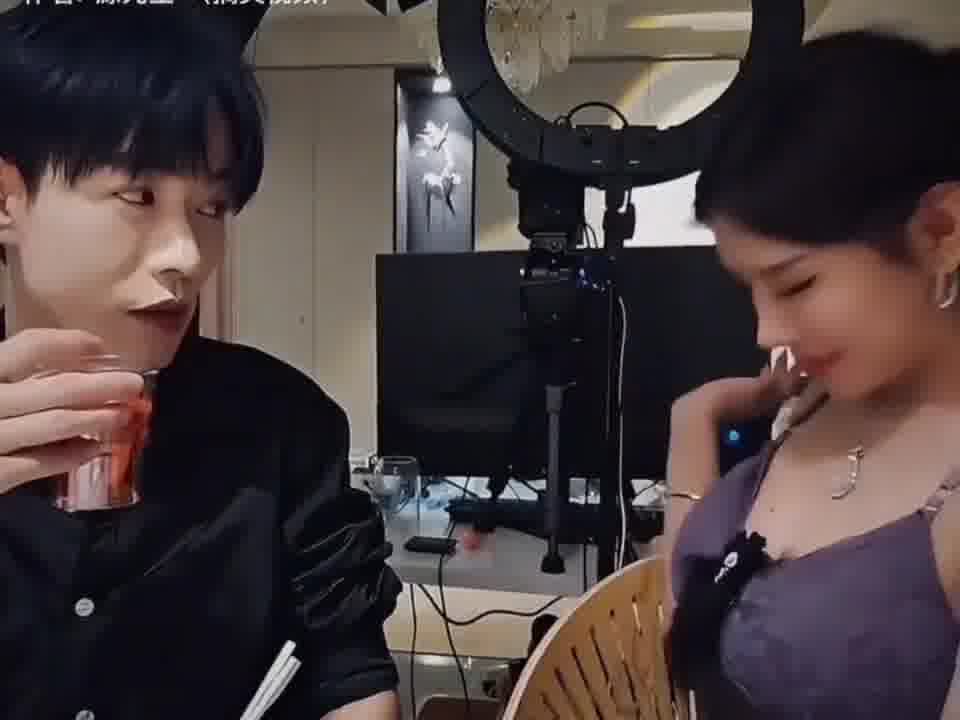 科技狠活虽然不健康，但是便宜好吃啊