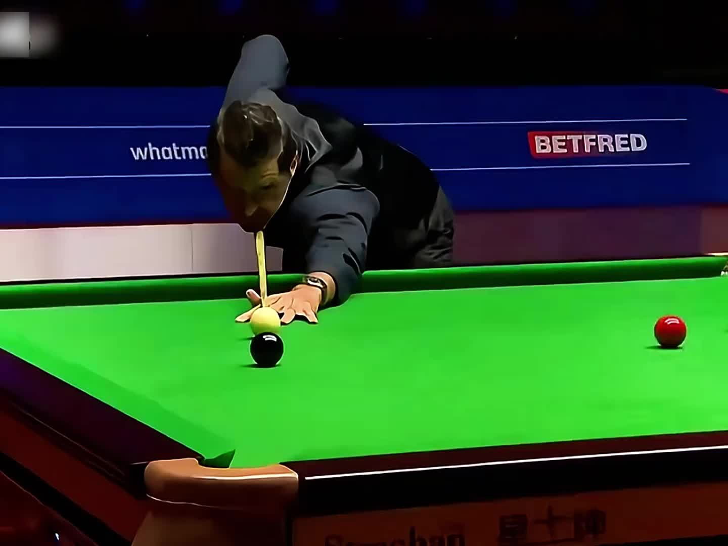 为了四百万奖金，强行拼杆击垮塞尔比 (3)