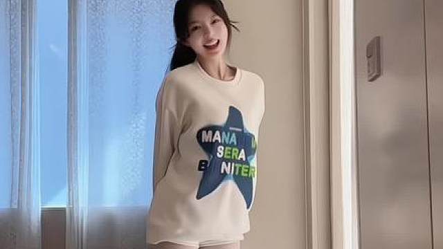 我看着你的脸 轻刷着和弦