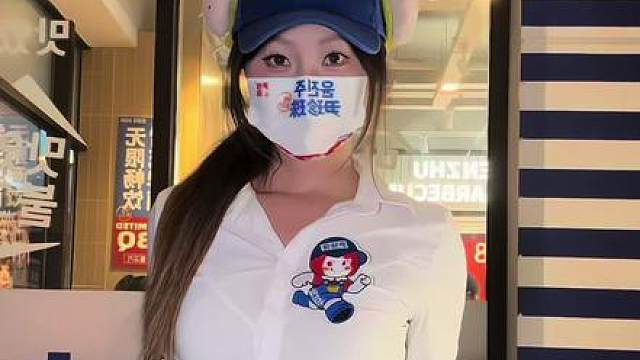 呀比 囧囧囧 是_____