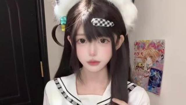 你别偷偷的望着我