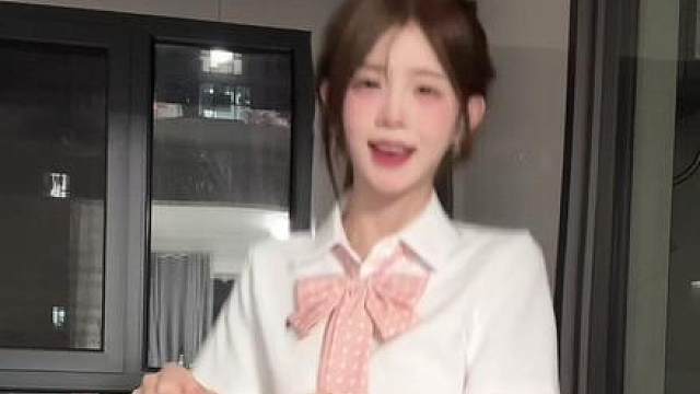 今天的小琴子怎么感觉怪怪的