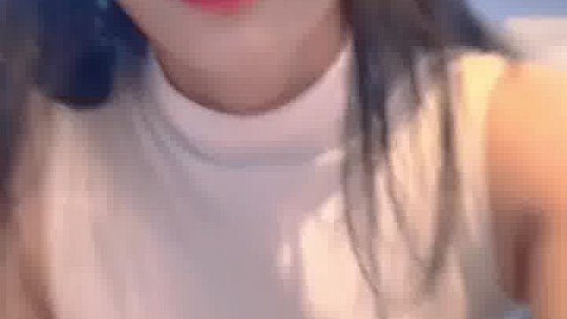 爱健身的小姐姐