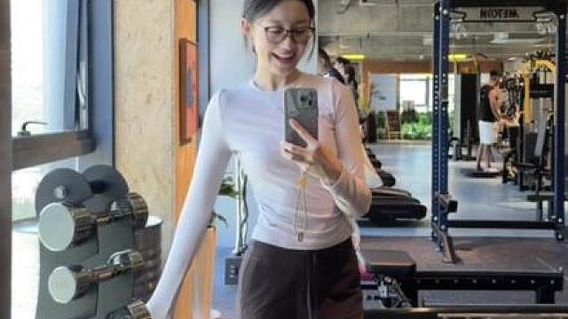 打败了瞌睡虫 八点半起床锻炼了