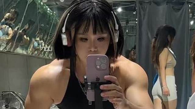 今天练那呢 成都自由私教