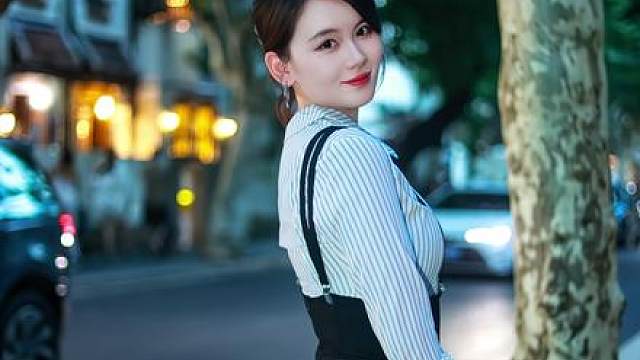 上海街拍小刘美丽漂亮甜美女孩