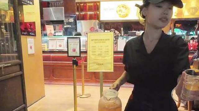 充满热情笑容的女生真的很让人治愈