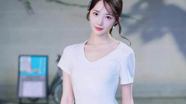 上海街拍/徐东艺Lila街拍花絮二 上戏大四 170 单身 脖子是因为落枕了