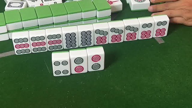 筒一色杠开，两家满，舒服！