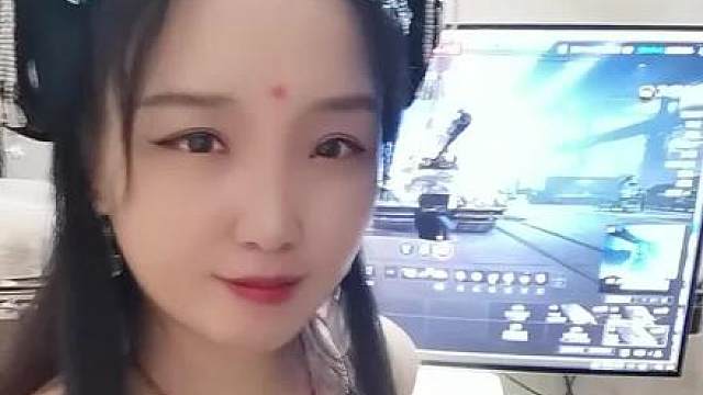 精心打扮只为等你来揍我