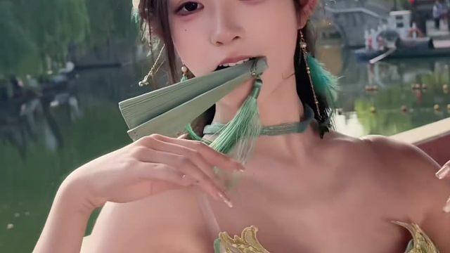 今日无事，勾栏听曲！