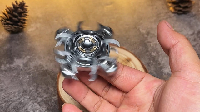 简单的指尖陀螺 神谕