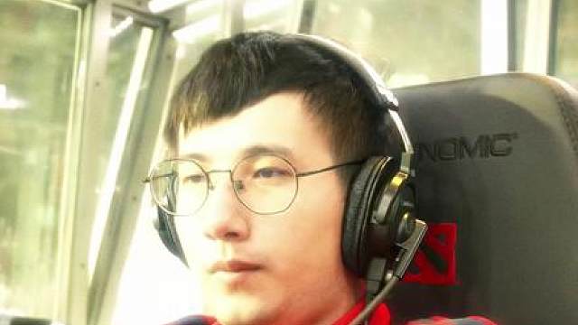 那年有个很有天赋的少年，所有人都认为他拿冠军只是时间的问题