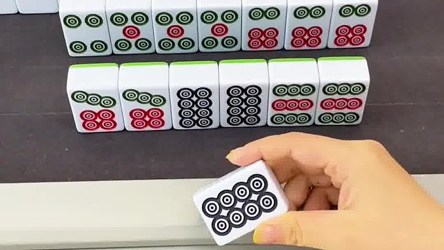 皇阿玛，这八筒能胡吗？