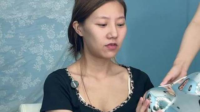 拍其他风格我不知道，但是给素人拍辣妹御姐是我的强项！