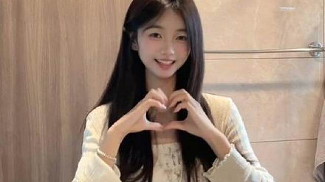 你也偷偷的望着我