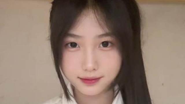 拍的时候觉得自己老帅了……