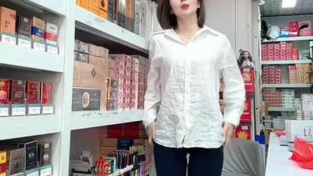 伸手要来的安全感，毫无意义，被提醒后的细节，分文不值，有些东西我说了你才做，那就会变得很廉价，我说了你还不做，我就很廉价…