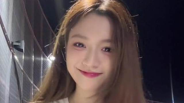 还记得那年秋天说的再见 。